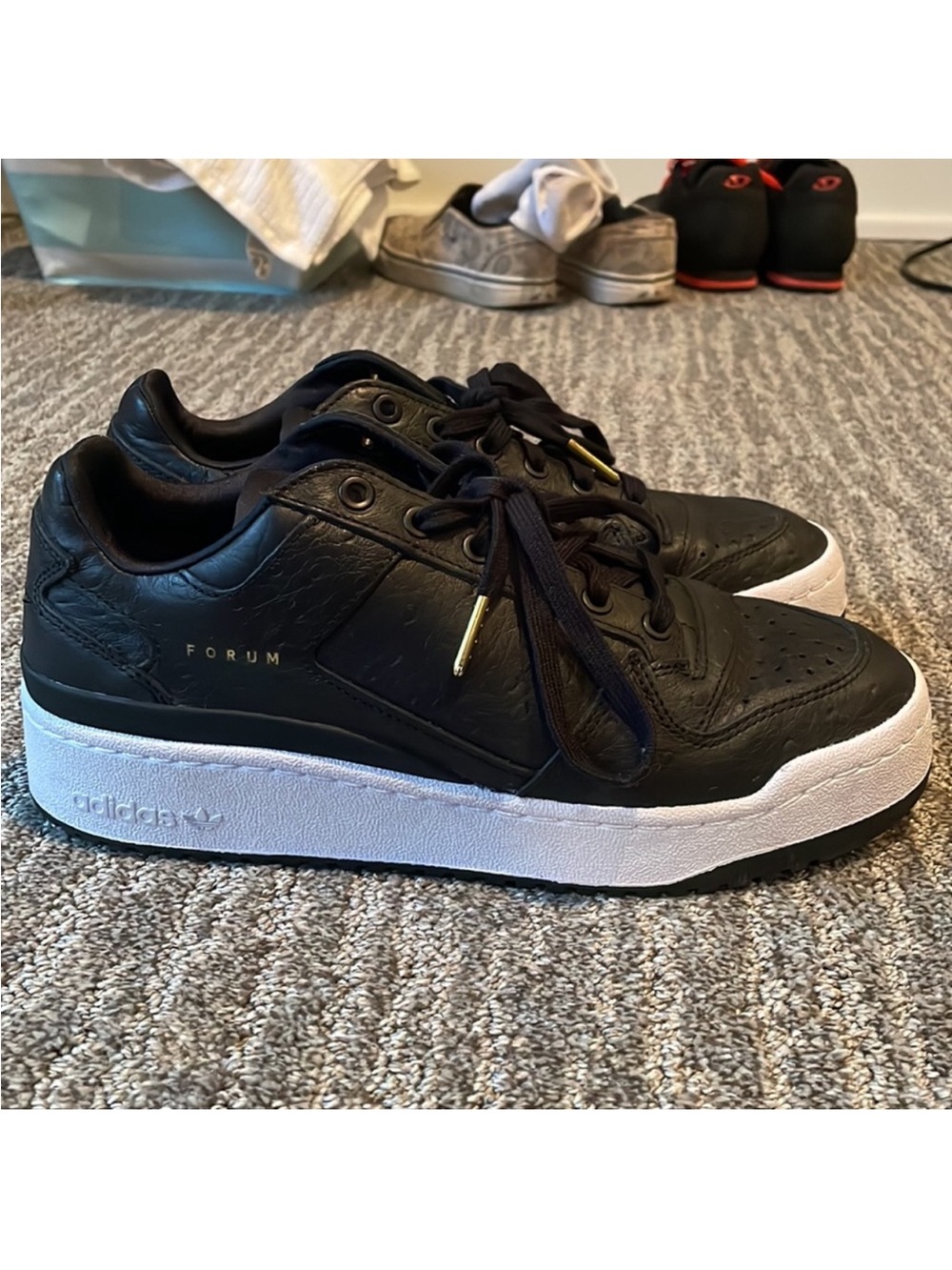 Adidas Forum Black Gold Leather Platform Bold Sneaker size 9 - Picture 3 of 7